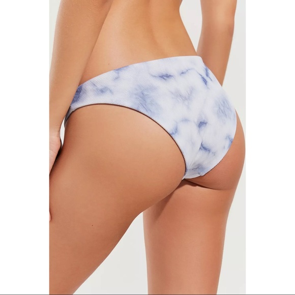 UO Tori Praver Swimwear Set - Picture 7 of 8